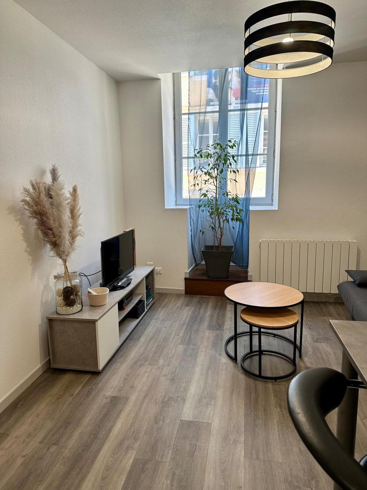 Appartement Calme Au Coeur De La Lons-le-Saunier
